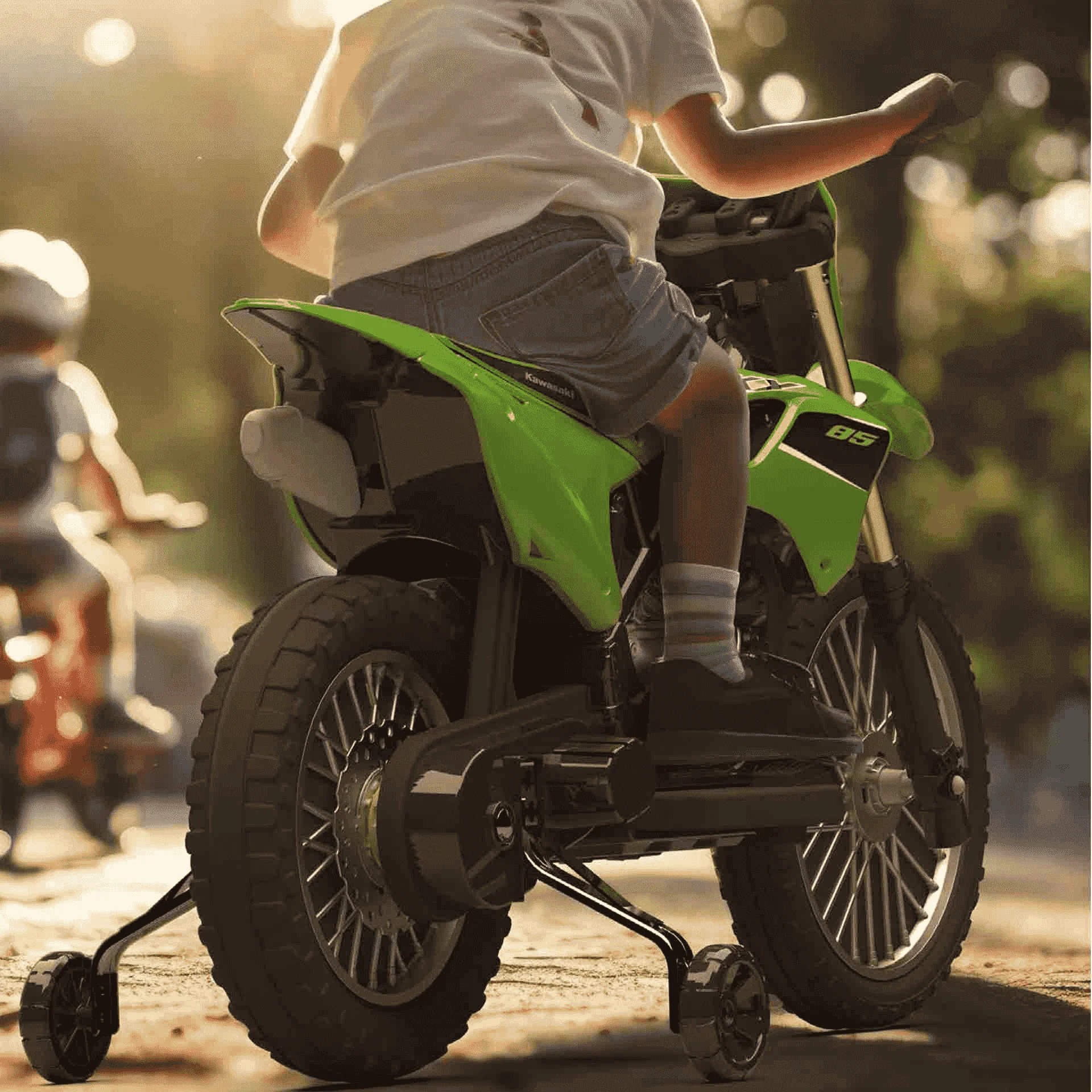 Injusa Moto Cross Kawasaki KX 85 6V - Image 5