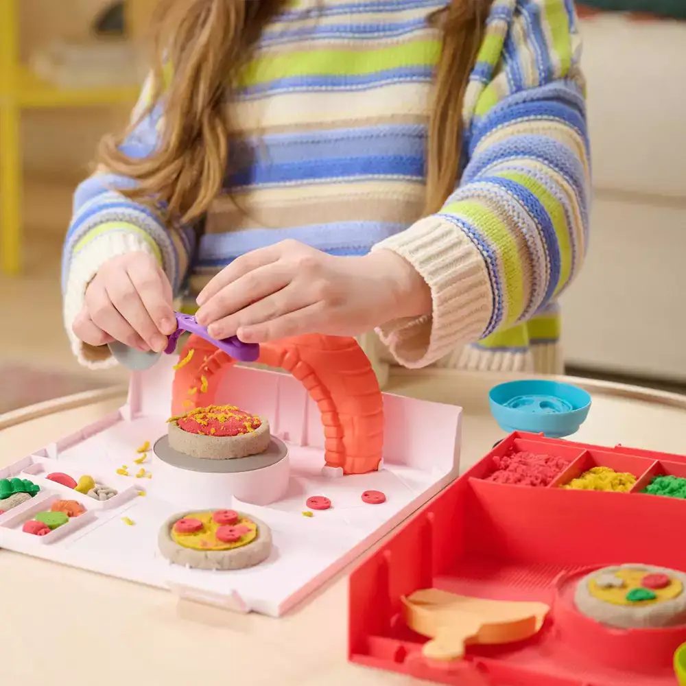 Kinetic Sand Squish Pizza – Kit creativo de pizzas mágicas - Image 3
