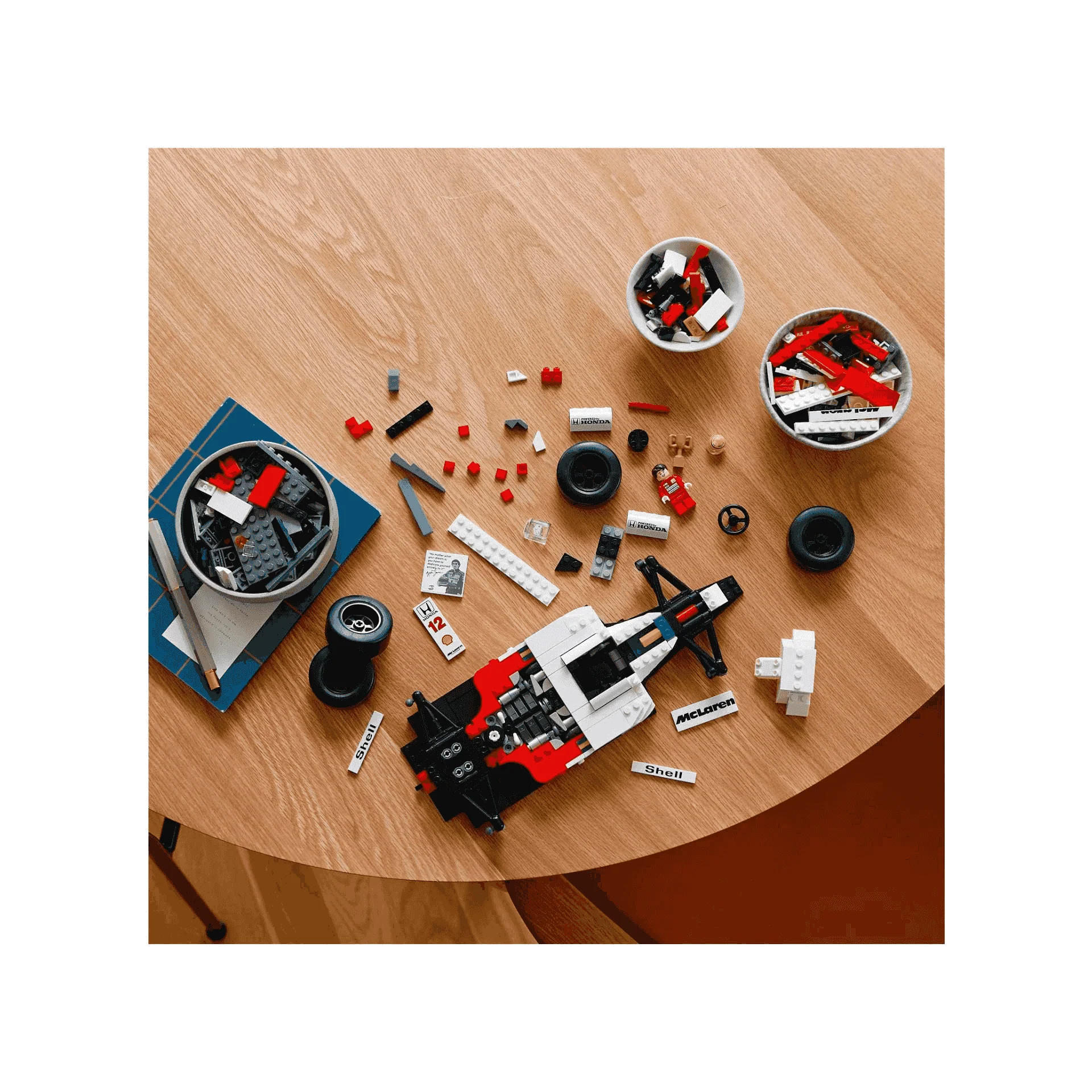 LEGO Icons McLaren MP4/4 de Ayrton Senna - Image 4