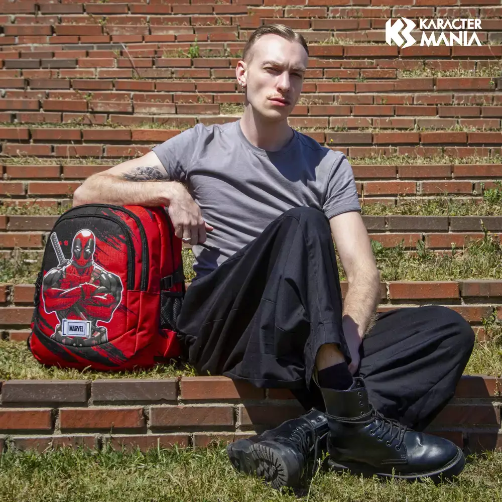 Mochila Running Plus Deadpool Bad 44 cm - Image 3