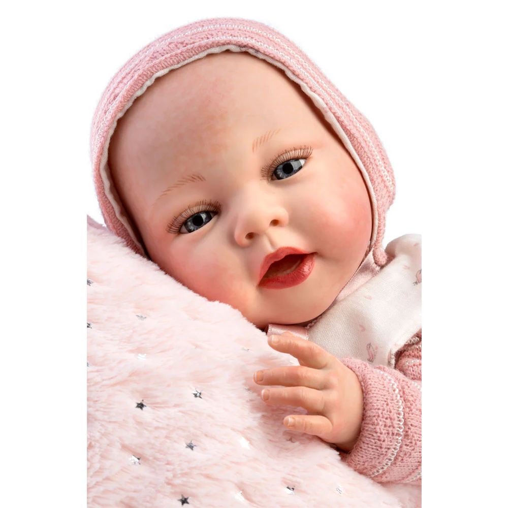 Muñeca Reborn Olga con Jersey de Lana Rosa y Braguita - Image 2