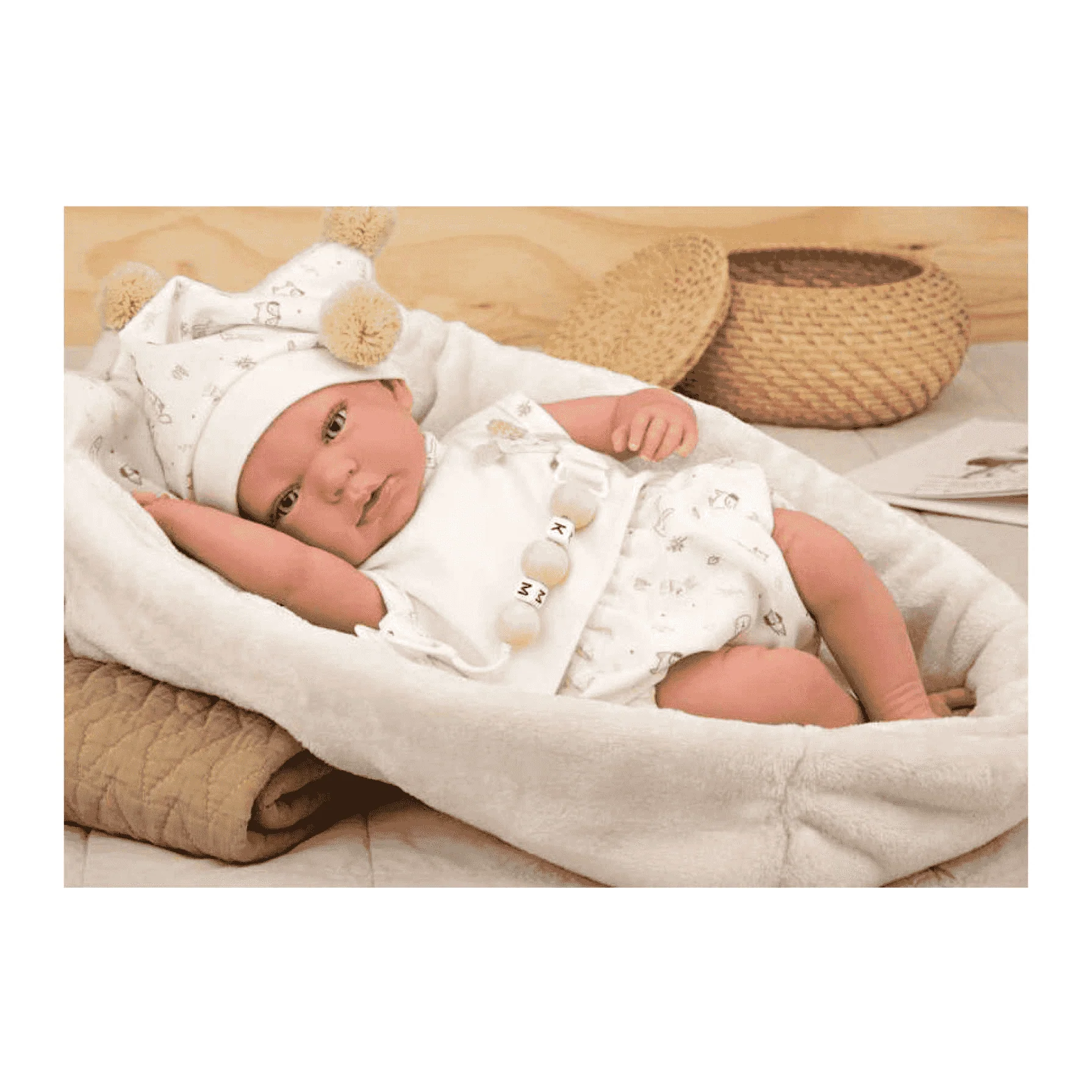 Muñecas Arias Reborn Aday con Capazo Beige 40 cm