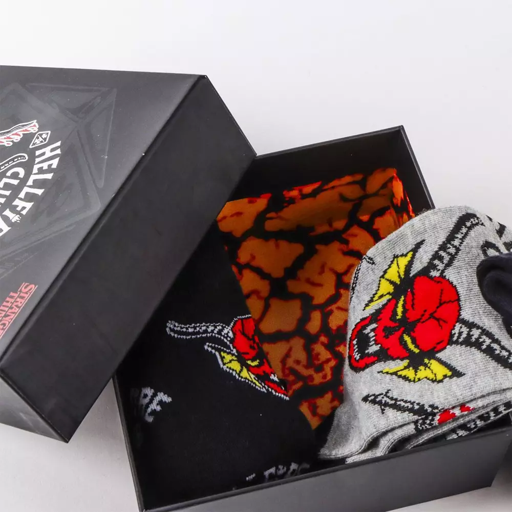 Pack de 3 Pares de calcetines Hellfire Club Stranger Things 38-45 - Image 3