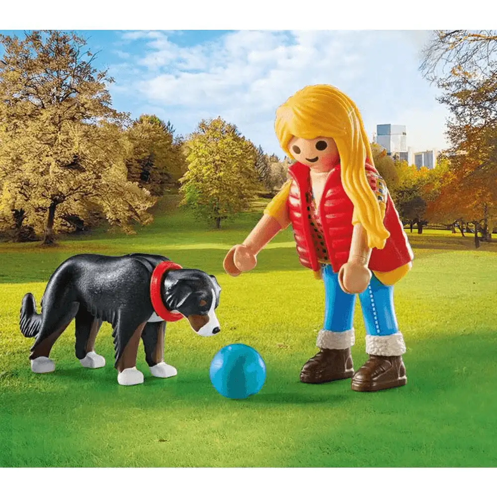 Playmobil Mujer con perro de montaña - Image 3